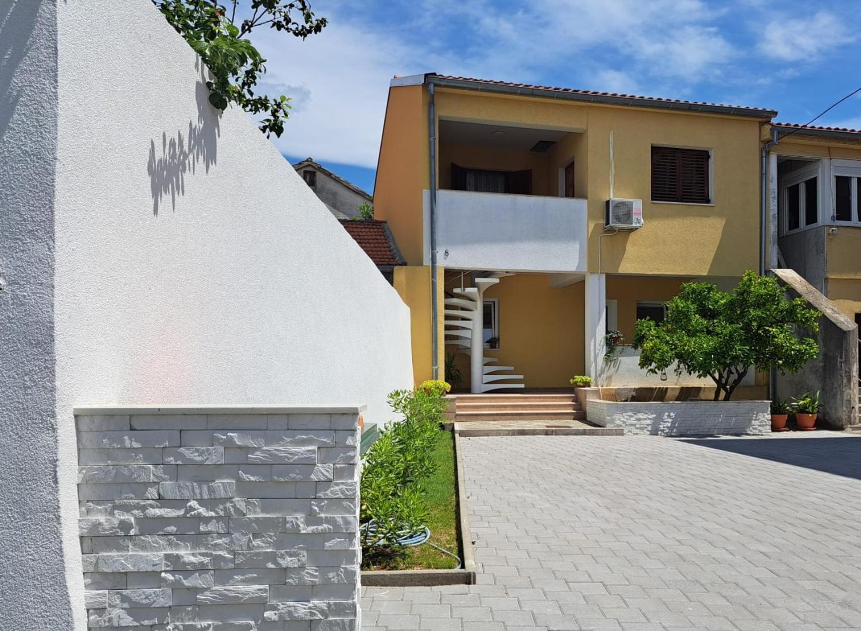 Apartment Vacay Zadar With Terrace And Parking Екстериор снимка